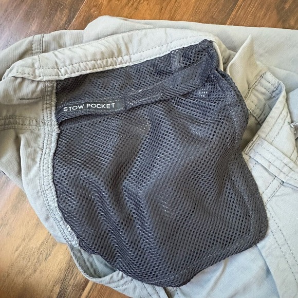 THE NORTH FACE Outdoor Utility Shorts w Drawstring / Stow Pocket in Gray - Picture 5 of 10